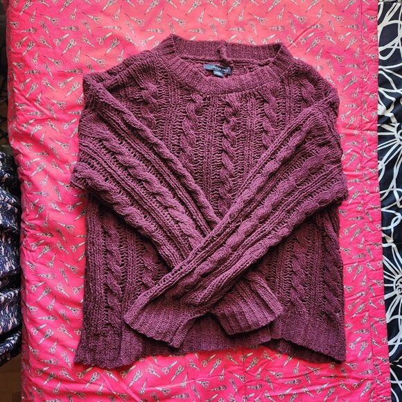 Burgundy American Eagle sweater - Picture 1 of 3